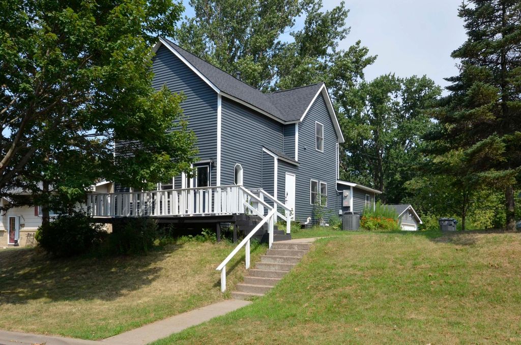 2479 14th Avenue E, North Saint Paul, MN 55109 — photo 2