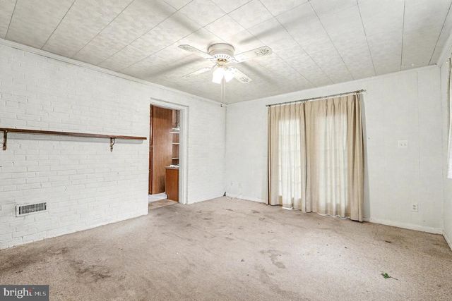 5940 4TH ST N, Arlington, VA 22203