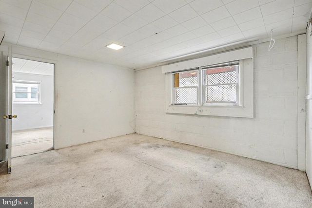 5940 4TH ST N, Arlington, VA 22203