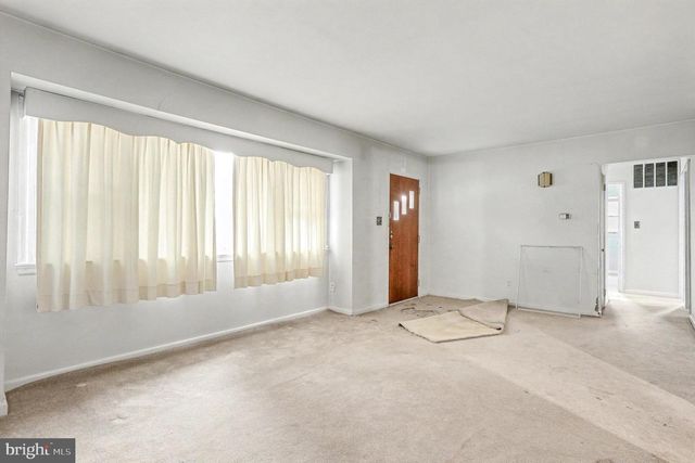 5940 4TH ST N, Arlington, VA 22203