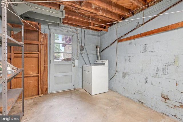 5940 4TH ST N, Arlington, VA 22203