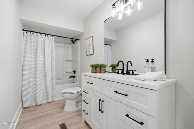 400 South Cherokee Street, Jonesborough, TN 37659