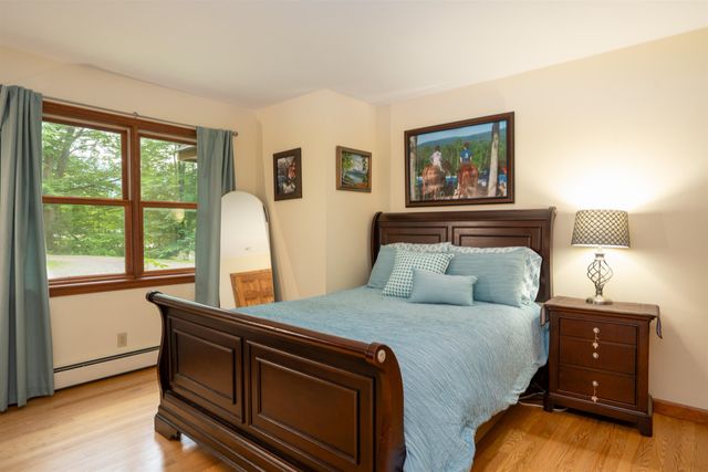 1649 East Manchester Road, Manchester, VT 05255