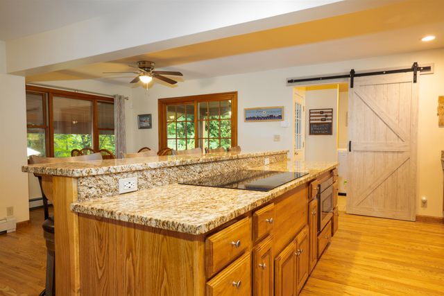 1649 East Manchester Road, Manchester, VT 05255