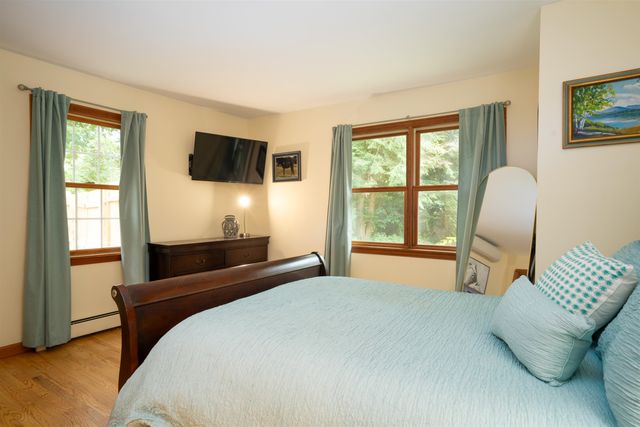 1649 East Manchester Road, Manchester, VT 05255