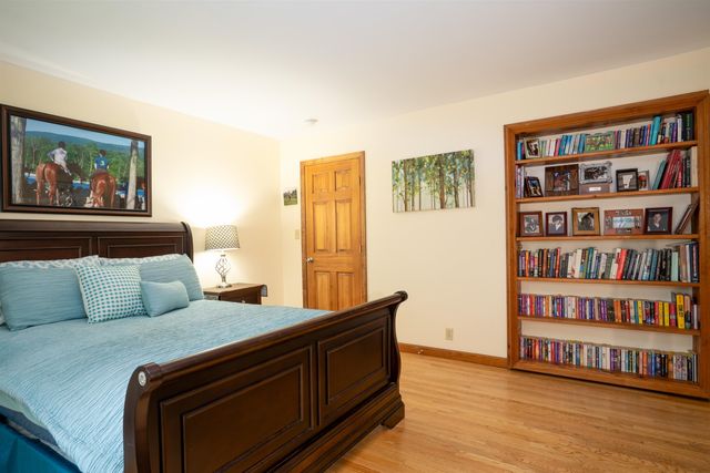 1649 East Manchester Road, Manchester, VT 05255