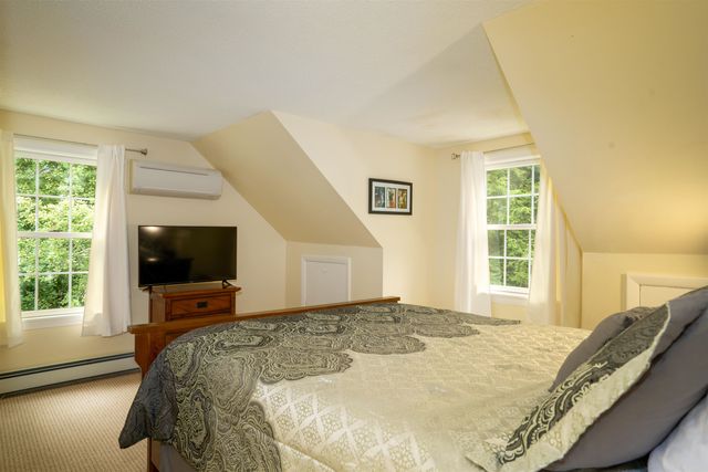 1649 East Manchester Road, Manchester, VT 05255