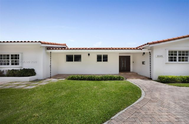 8345 SW 90th St, Miami, FL 33156