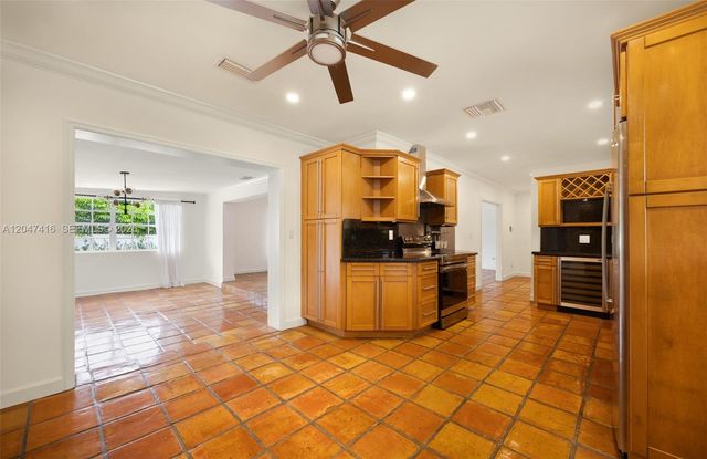 8345 SW 90th St, Miami, FL 33156