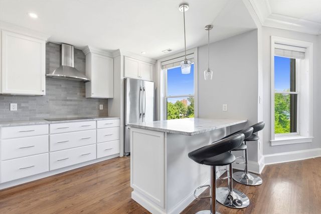 23 Bay State Road 4, Boston, MA 02215