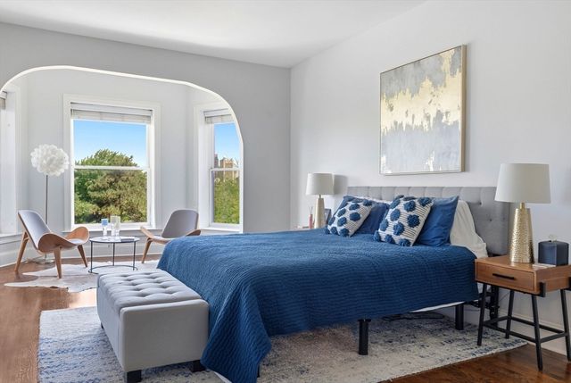 23 Bay State Road 4, Boston, MA 02215