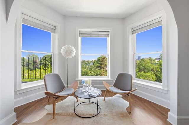 23 Bay State Road 4, Boston, MA 02215