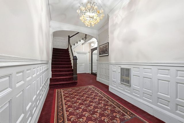 23 Bay State Road 4, Boston, MA 02215