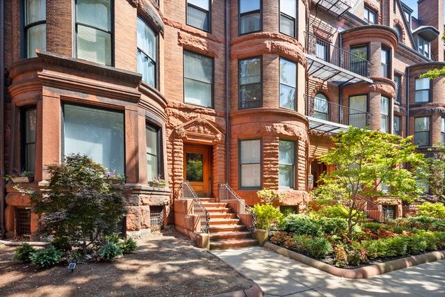 23 Bay State Road 4, Boston, MA 02215