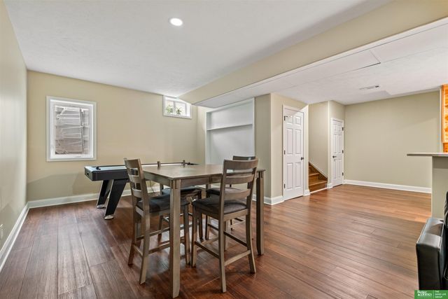 1208 N 181st Street, Elkhorn, NE 68022