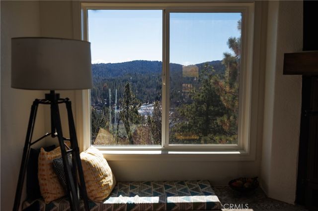 27775 Matterhorn Drive, Lake Arrowhead, CA 92352