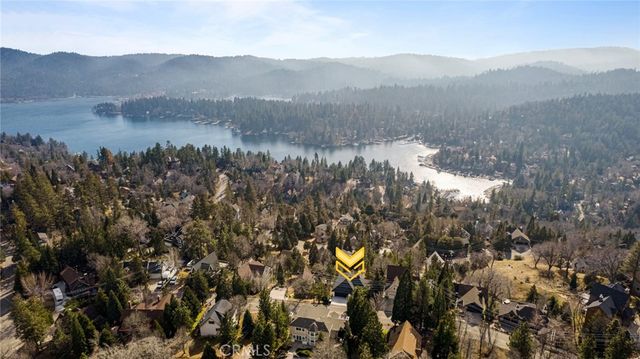 27775 Matterhorn Drive, Lake Arrowhead, CA 92352