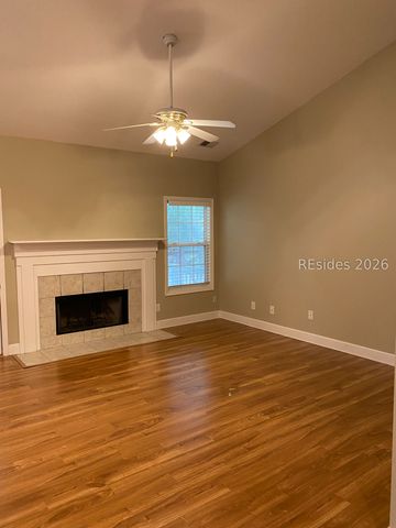 10 Sheppard Rd W, Beaufort, SC 29907