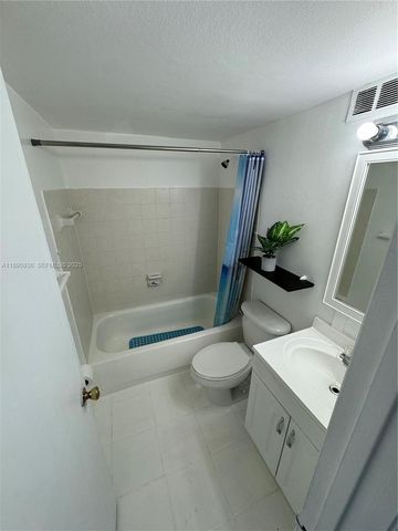 1251 NE 108th Street 602, Miami, FL 33161