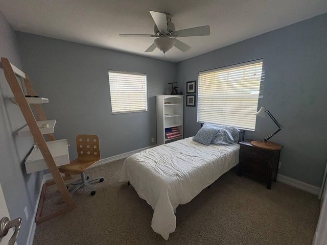 5586 3rd Road, Lake Worth, FL 33467