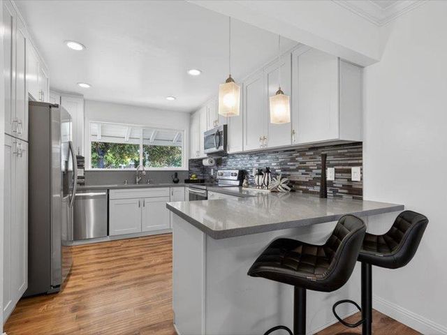 1423 SW Santa Fe Drive, San Jose, CA 95118