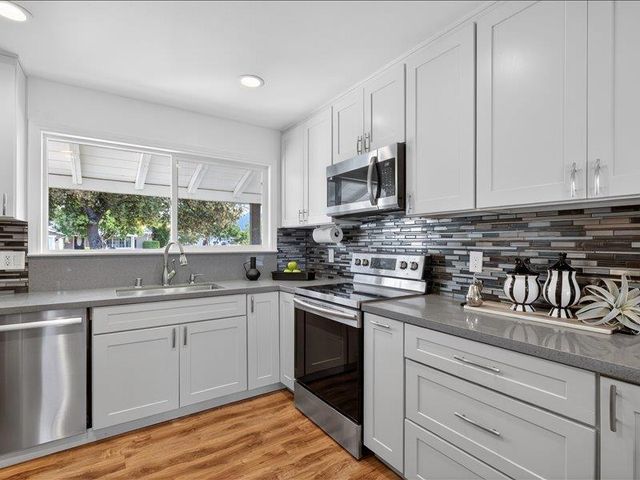 1423 SW Santa Fe Drive, San Jose, CA 95118