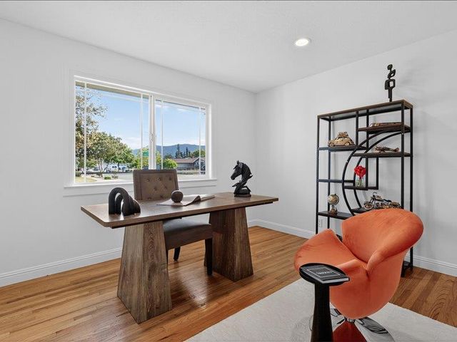 1423 SW Santa Fe Drive, San Jose, CA 95118