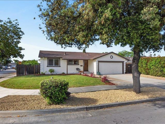 1423 SW Santa Fe Drive, San Jose, CA 95118