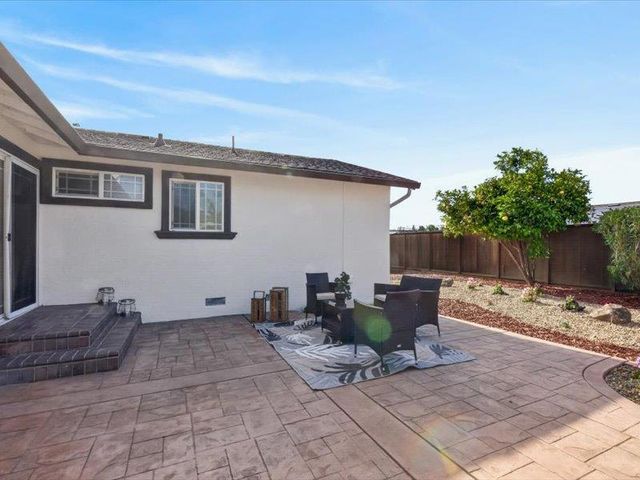 1423 SW Santa Fe Drive, San Jose, CA 95118