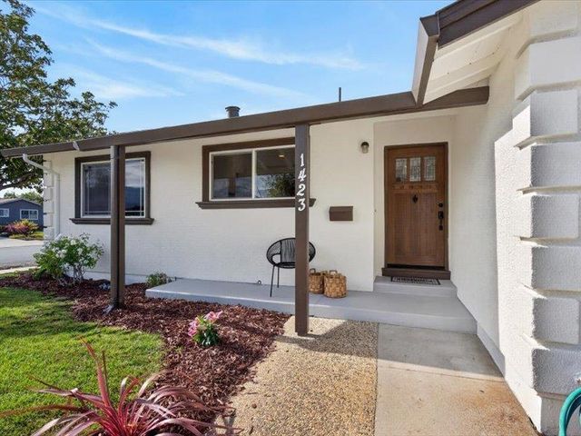 1423 SW Santa Fe Drive, San Jose, CA 95118