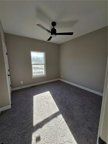 513 W Smith Street, Spring Hill, KS 66083