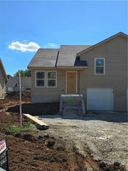 513 W Smith Street, Spring Hill, KS 66083