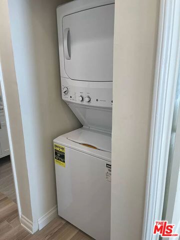 117 N Kings Road, Los Angeles, CA 90048