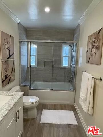 117 N Kings Road, Los Angeles, CA 90048