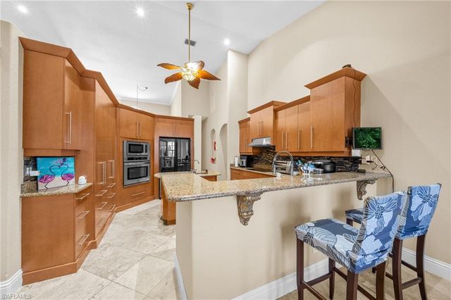 4007 Surfside BLVD, Cape Coral, FL 33914