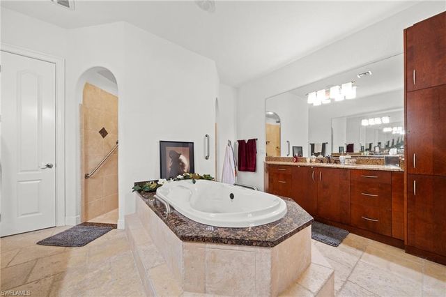 4007 Surfside BLVD, Cape Coral, FL 33914