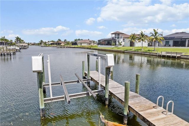 4007 Surfside BLVD, Cape Coral, FL 33914