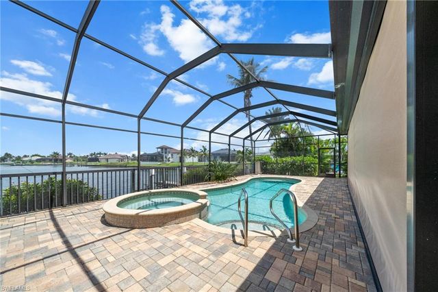 4007 Surfside BLVD, Cape Coral, FL 33914