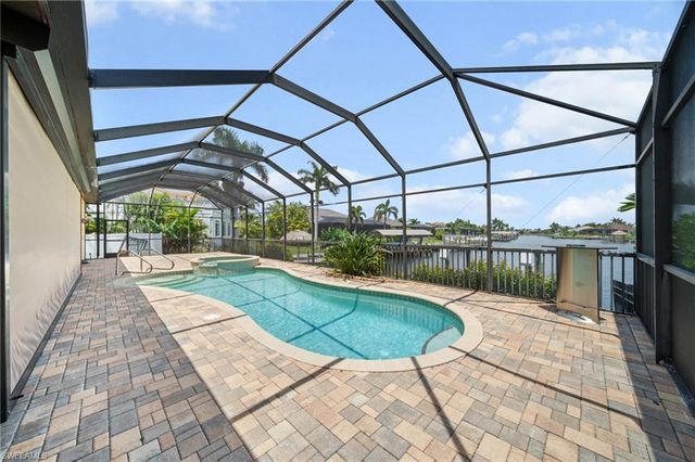 4007 Surfside BLVD, Cape Coral, FL 33914