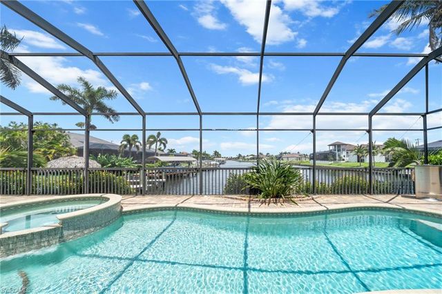 4007 Surfside BLVD, Cape Coral, FL 33914