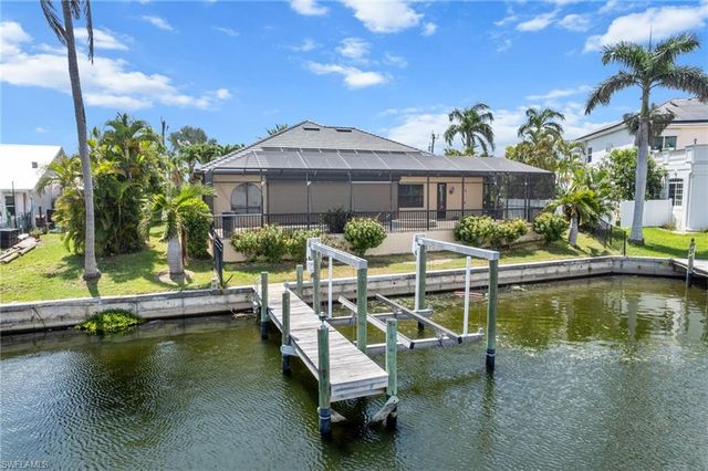 4007 Surfside BLVD, Cape Coral, FL 33914