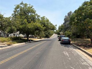 2006 Travis Heights BLVD, Austin, TX 78704