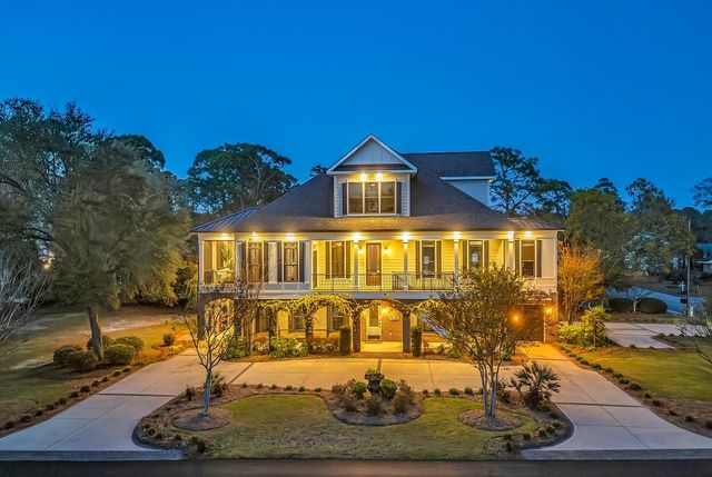 5627 Woodside Ave., Myrtle Beach, SC 29577