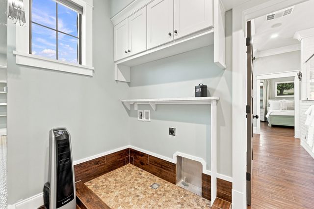 5627 Woodside Ave., Myrtle Beach, SC 29577
