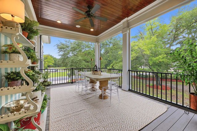 5627 Woodside Ave., Myrtle Beach, SC 29577