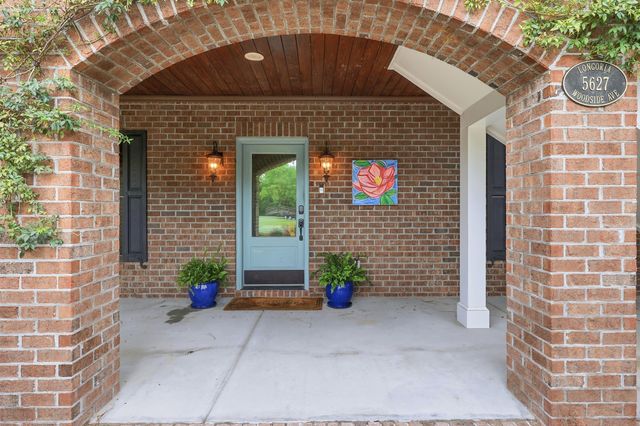 5627 Woodside Ave., Myrtle Beach, SC 29577