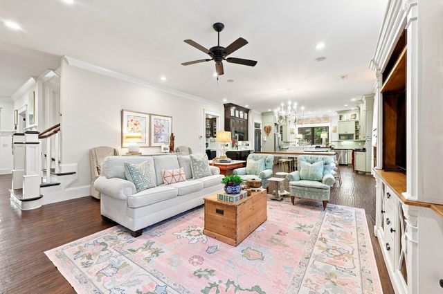 5627 Woodside Ave., Myrtle Beach, SC 29577