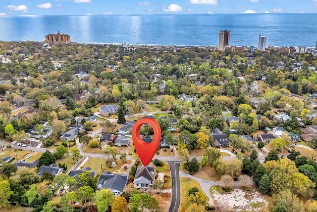 5627 Woodside Ave., Myrtle Beach, SC 29577