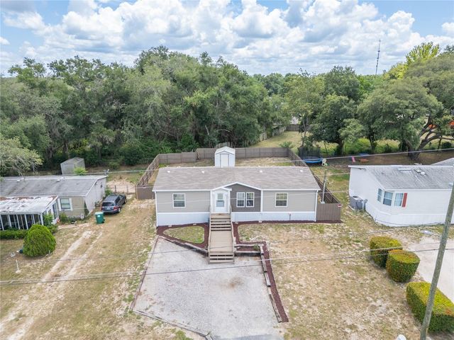 242 SKYLINE DRIVE, Lady Lake, FL 32159