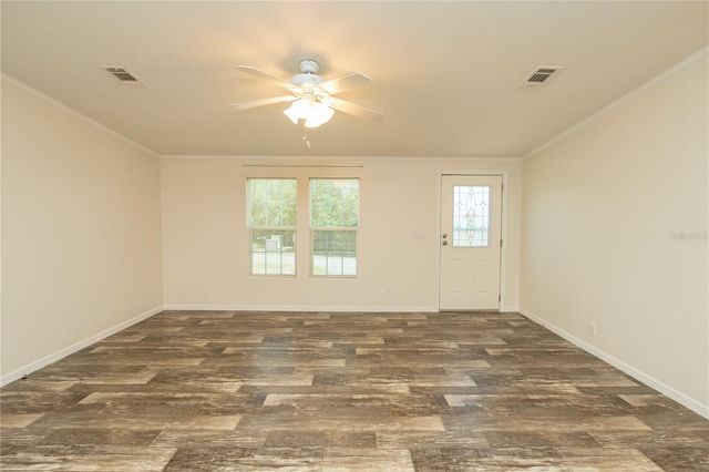 242 SKYLINE DRIVE, Lady Lake, FL 32159